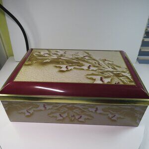 Henry Lambertz Treasure Chest cookie Metal Tin Hinged Burgundy Holly & Berry 14"